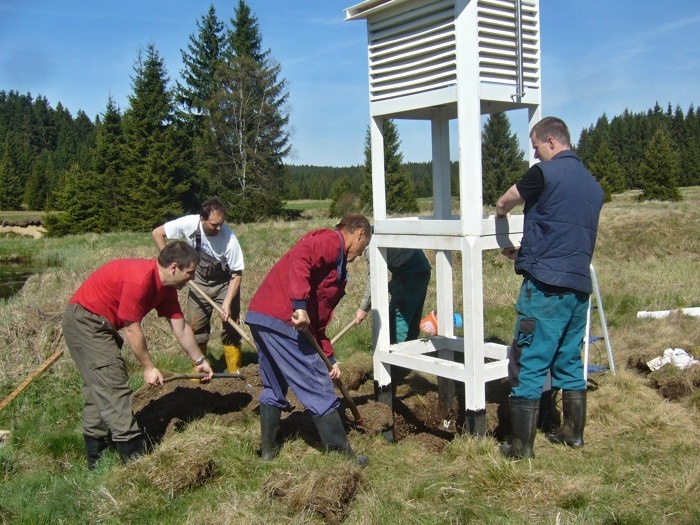 Zapojení do společné akce stavby stanice v Novohradských horách