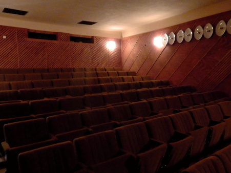 kino 1